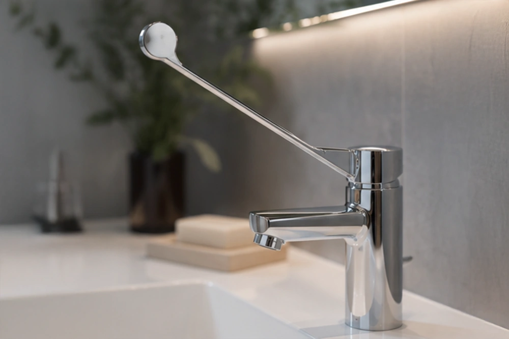 barrierefreier Hebel-Armaturen mit langem Bedienarm – Schade GmbH